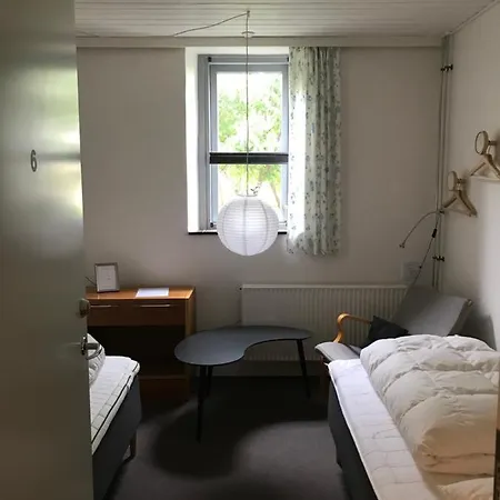 Ibsens Gaard Guest house *