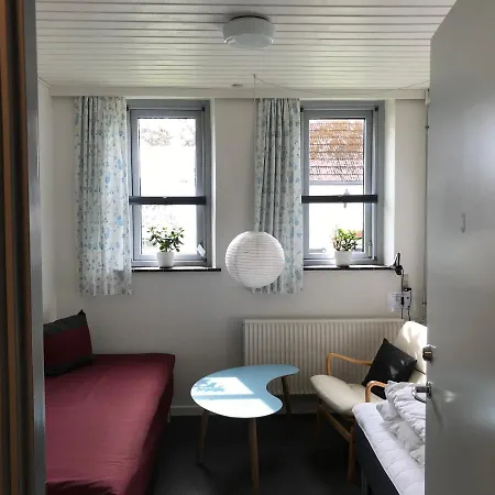 Ibsens Gaard Guest house *